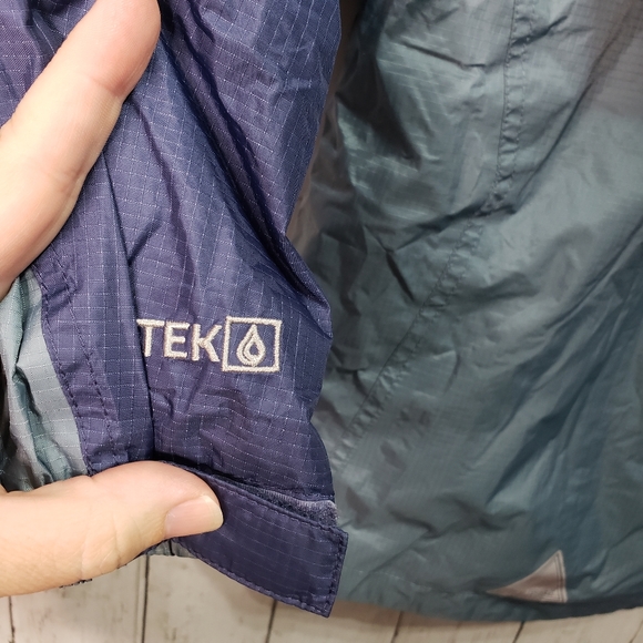 L.L. Bean Kids Blue Fleece Lined Tek Rain Jacket - Picture 7 of 10